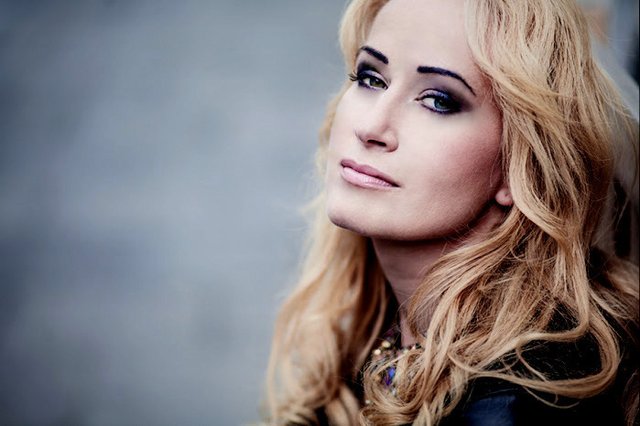 Finalistka Szansy na sukces nagrywa płytę Finalistka Szansy na sukces nagrywa płytę