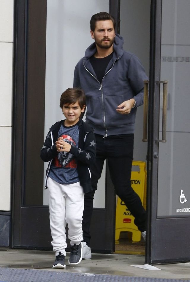 Czy Scott Disick nie powinien się zainteresować tym, co robi jego syn? (FOTO)