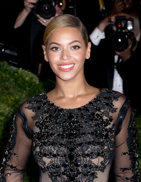 Met Gala 2012 - zdjęcia gwiazd (FOTO)