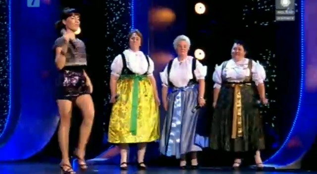 Must be the Music - komentujemy na żywo!