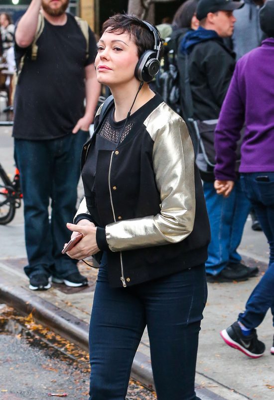 Rose McGowan jest ŁYSA (FOTO) Rose McGowan jest ŁYSA (FOTO)