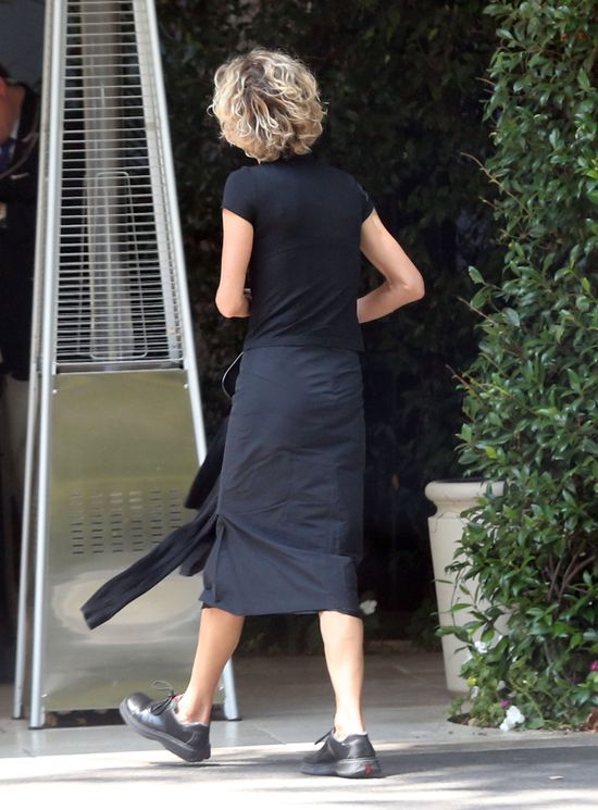 Takie buty do spódnicy? (FOTO)