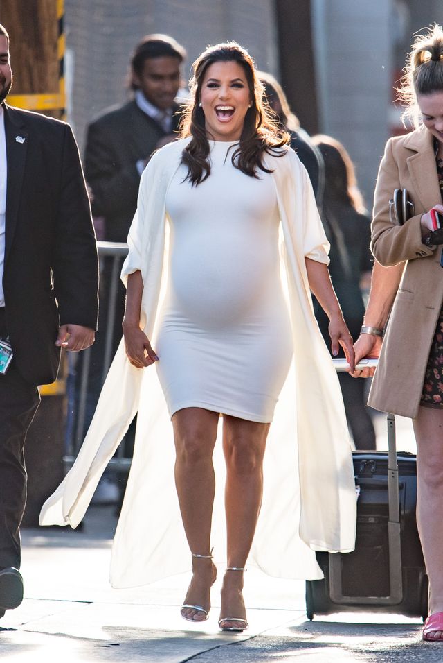 Eva Longoria wygląda, jakby miała urodzić bliźnięta (ZDJĘCIA) Eva Longoria wygląda, jakby miała urodzić bliźnięta (ZDJĘCIA)