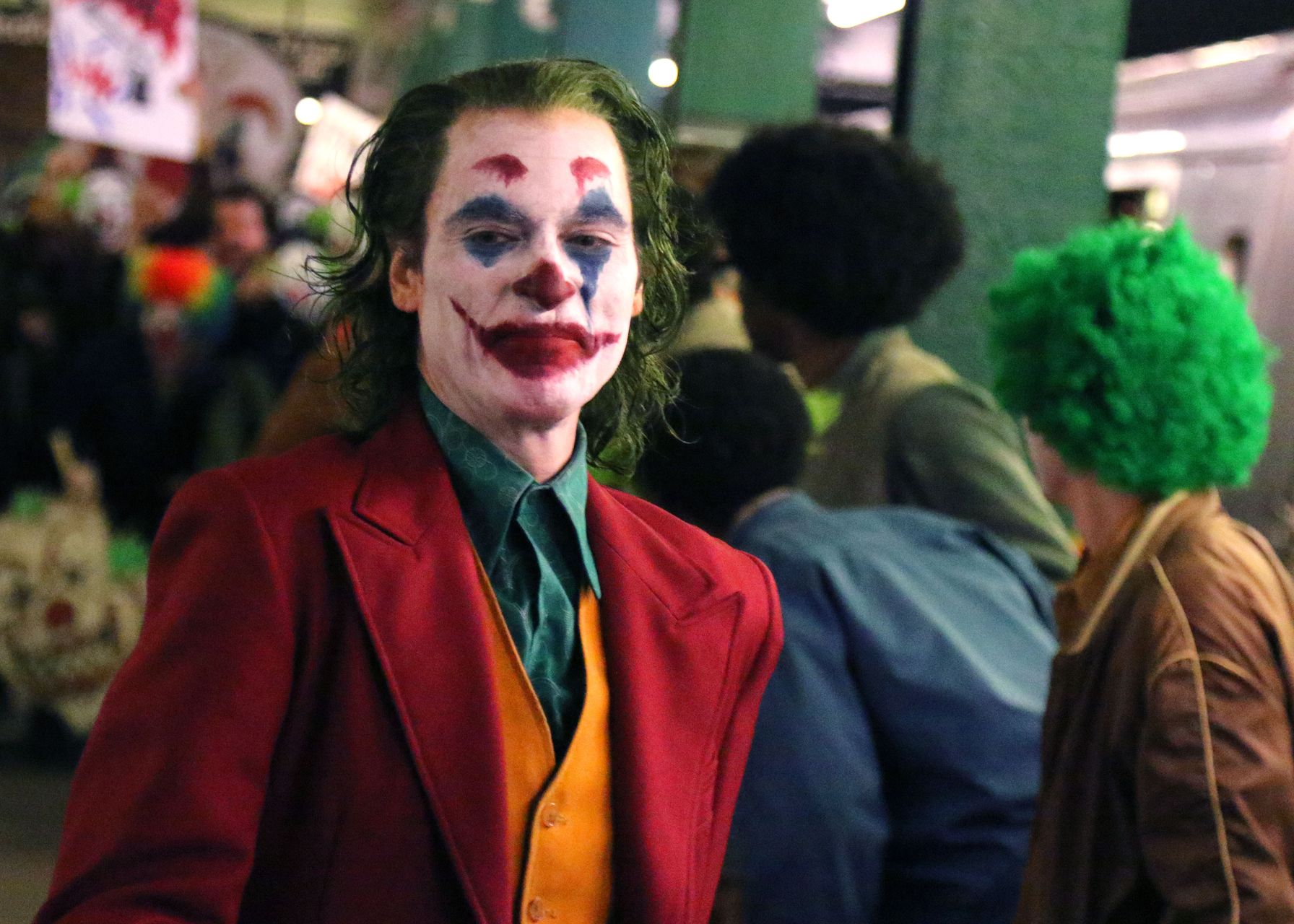 Joaquin Phoenix w roli Jokera na planie nowego filmu (ZDJĘCIA)