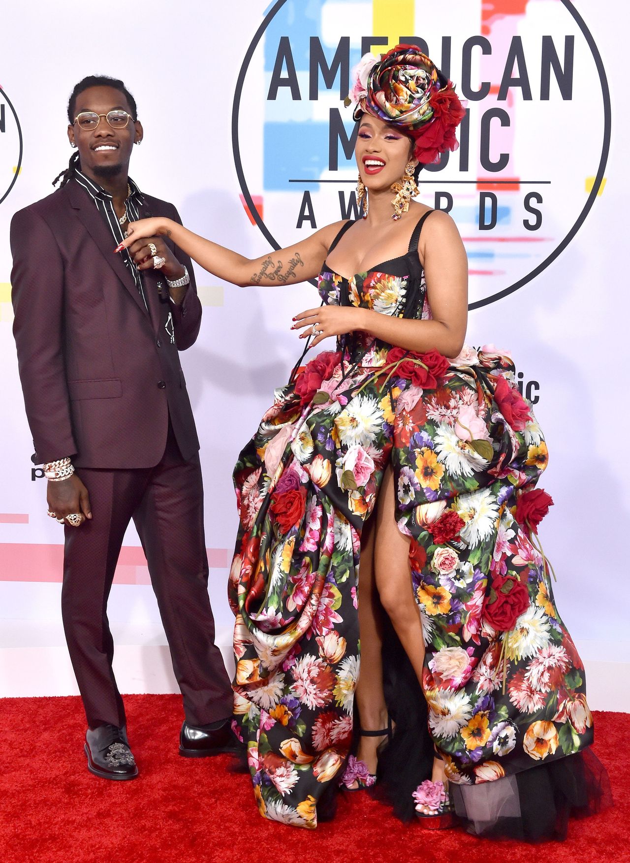 Kiedy nie ma Kim Kardashian, show robi Cardi B (ZDJĘCIA)