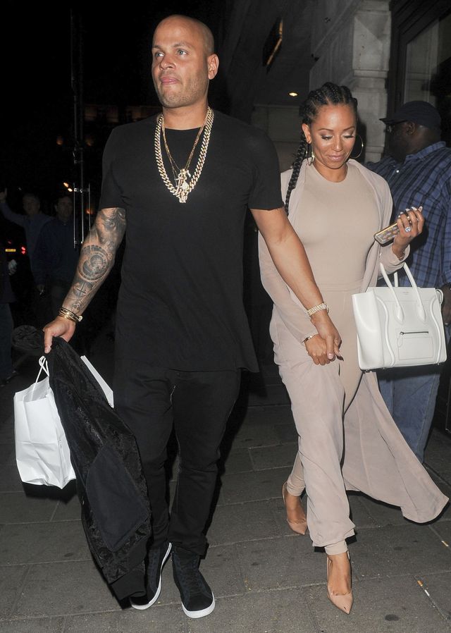 Mel B o mężu: Znęcał się, zmuszał do trójkątów z przypadkowymi kobietami i... Mel B o mężu: Znęcał się, zmuszał do trójkątów z przypadkowymi kobietami i...