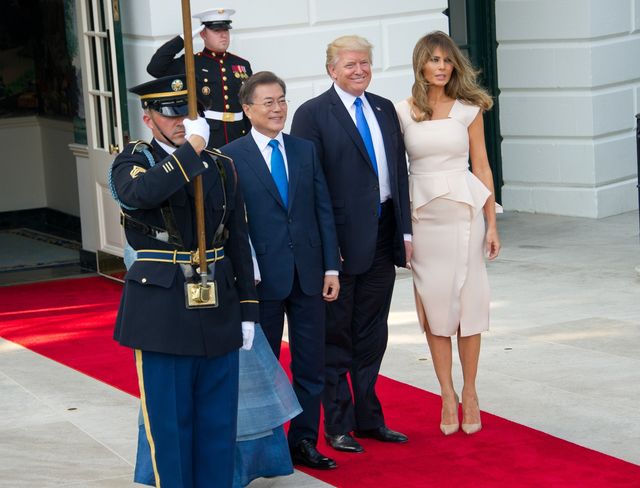 Stylista kazał wprowadzić Melania Trump pewne zmiany w stylu ubierania