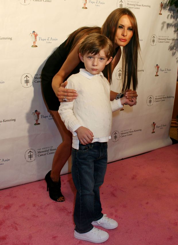 Dlaczego Barron Trump zachowuje się tak dziwnie? Chłopczyk jest ciężko chory?