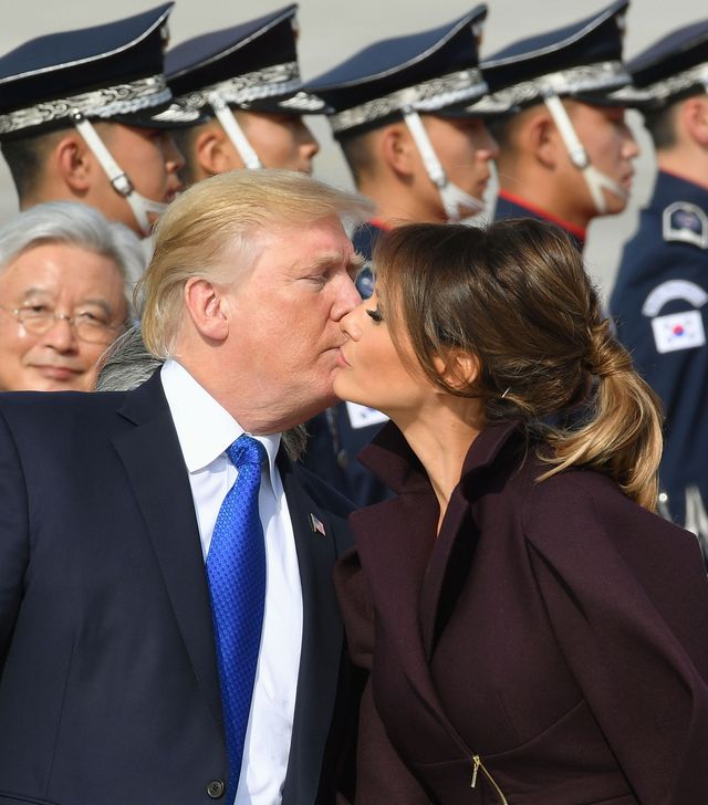 Melania Trump pokazała się w nowych fryzurach - będzie nowa moda? (ZDJĘCIA) Melania Trump pokazała się w nowych fryzurach - będzie nowa moda? (ZDJĘCIA)