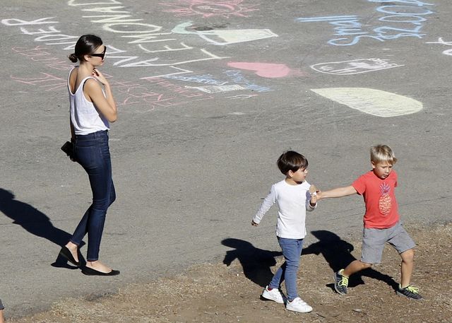 Kiedy Miranda Kerr nie wie, że jest śledzona (FOTO)