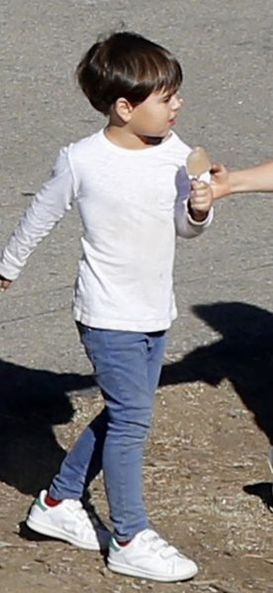 Kiedy Miranda Kerr nie wie, że jest śledzona (FOTO)