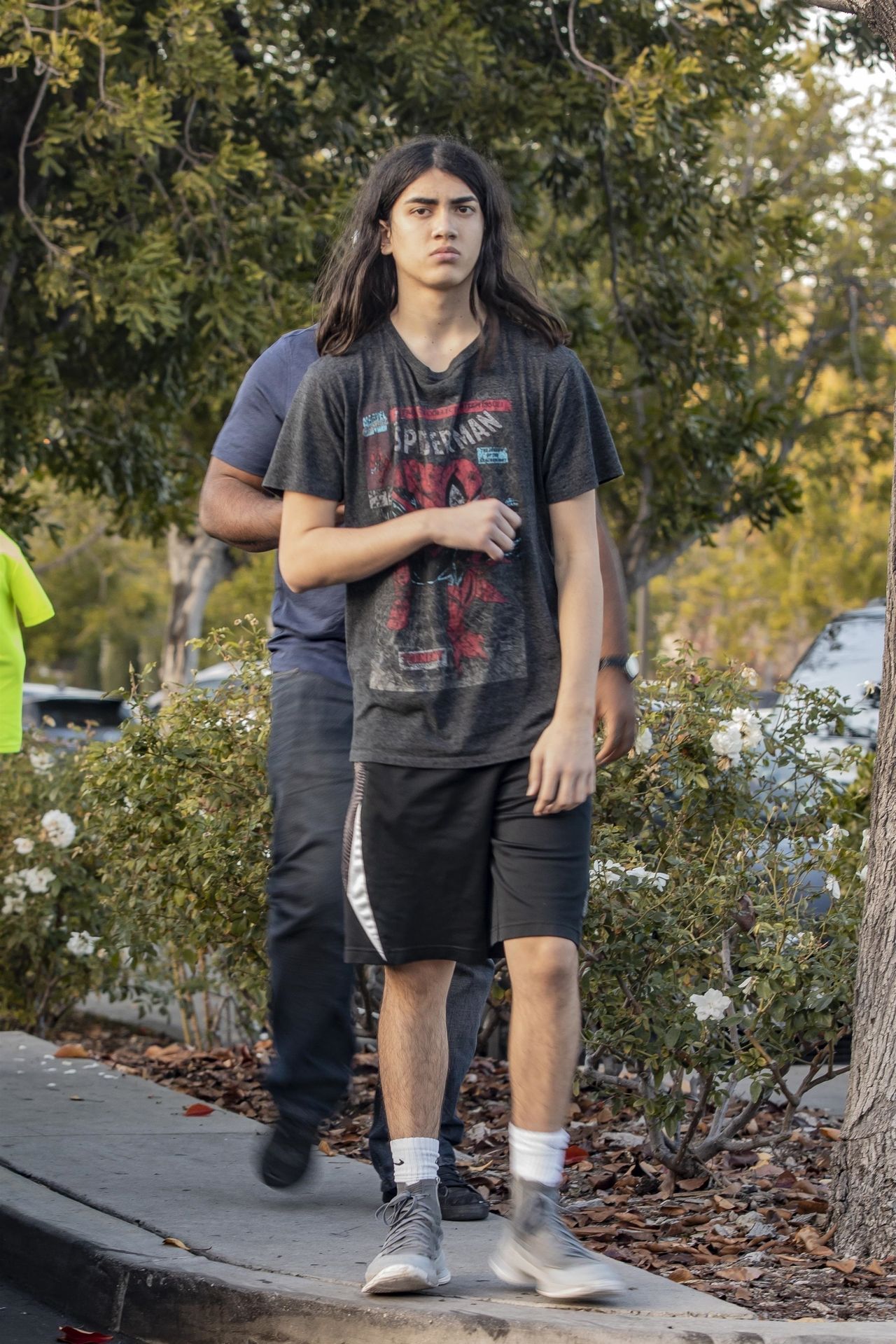 Michael Bibi Jackson, najmłodszy syn króla popu, na zakupach (ZDJĘCIA)