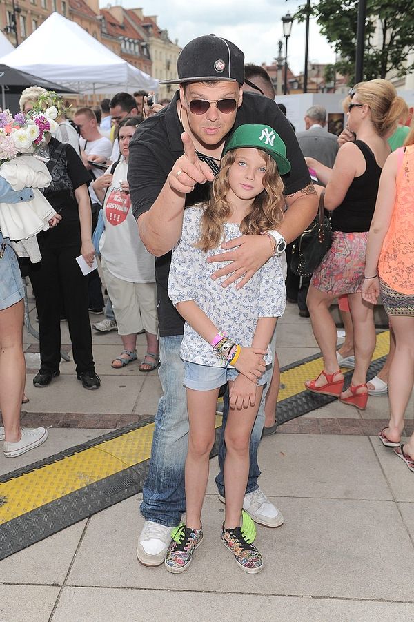 Michał Figurski z córką na imprezie (FOTO)