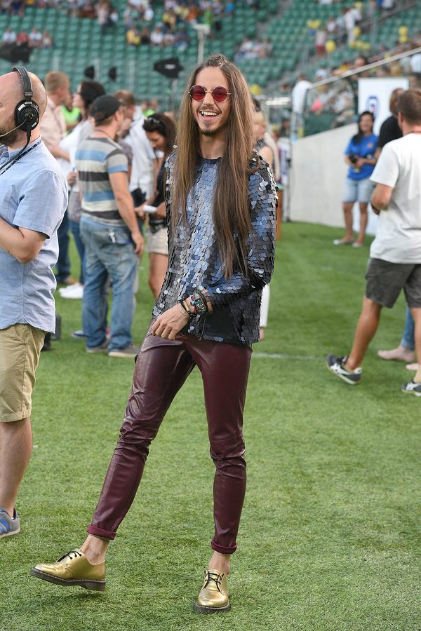 Michał Szpak OBCIĄŁ WŁOSY! (Facebook) Michał Szpak OBCIĄŁ WŁOSY! (Facebook)