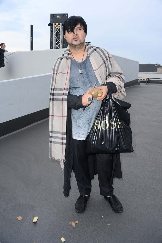 Kto obiera kartofle na ściance?