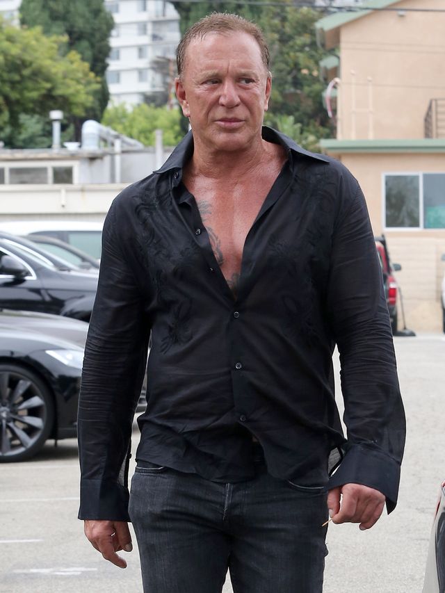  Mickey Rourke przyciąga wzrok tam, gdzie nie trzeba (FOTO)