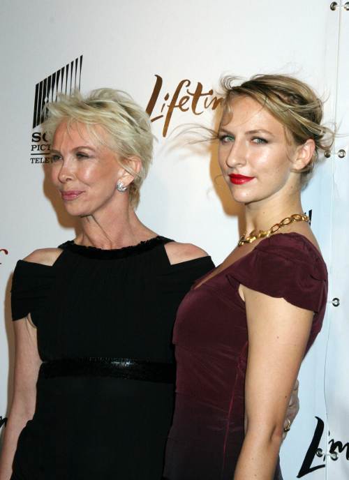 Sting ocierał łzy na komedii, w której gra jego córka Sting ocierał łzy na komedii, w której gra jego córka