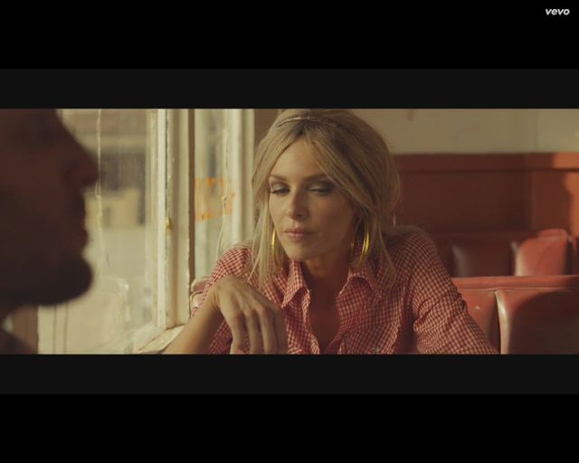 Bardzo amerykańska Magda Mielcarz w nowym klipie [VIDEO]