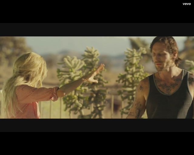 Bardzo amerykańska Magda Mielcarz w nowym klipie [VIDEO]