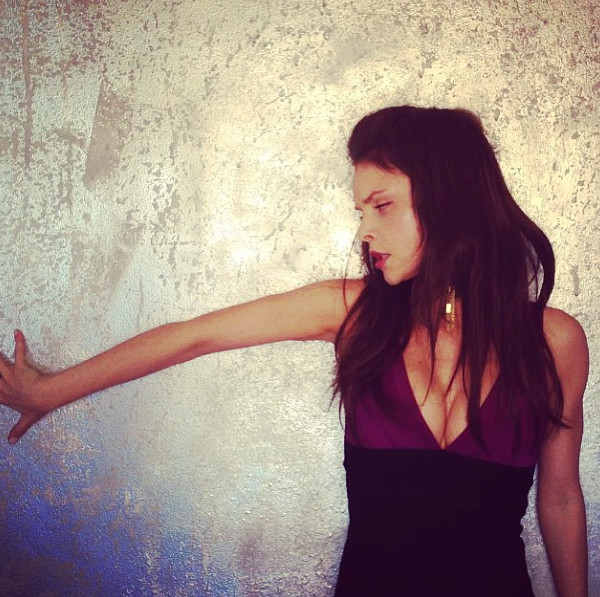 Iza Miko eksperymentuje z fryzurami (FOTO)