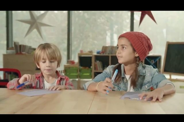 WOW. Ta świąteczna reklama IKEA da rodzicom do myślenia WOW. Ta świąteczna reklama IKEA da rodzicom do myślenia