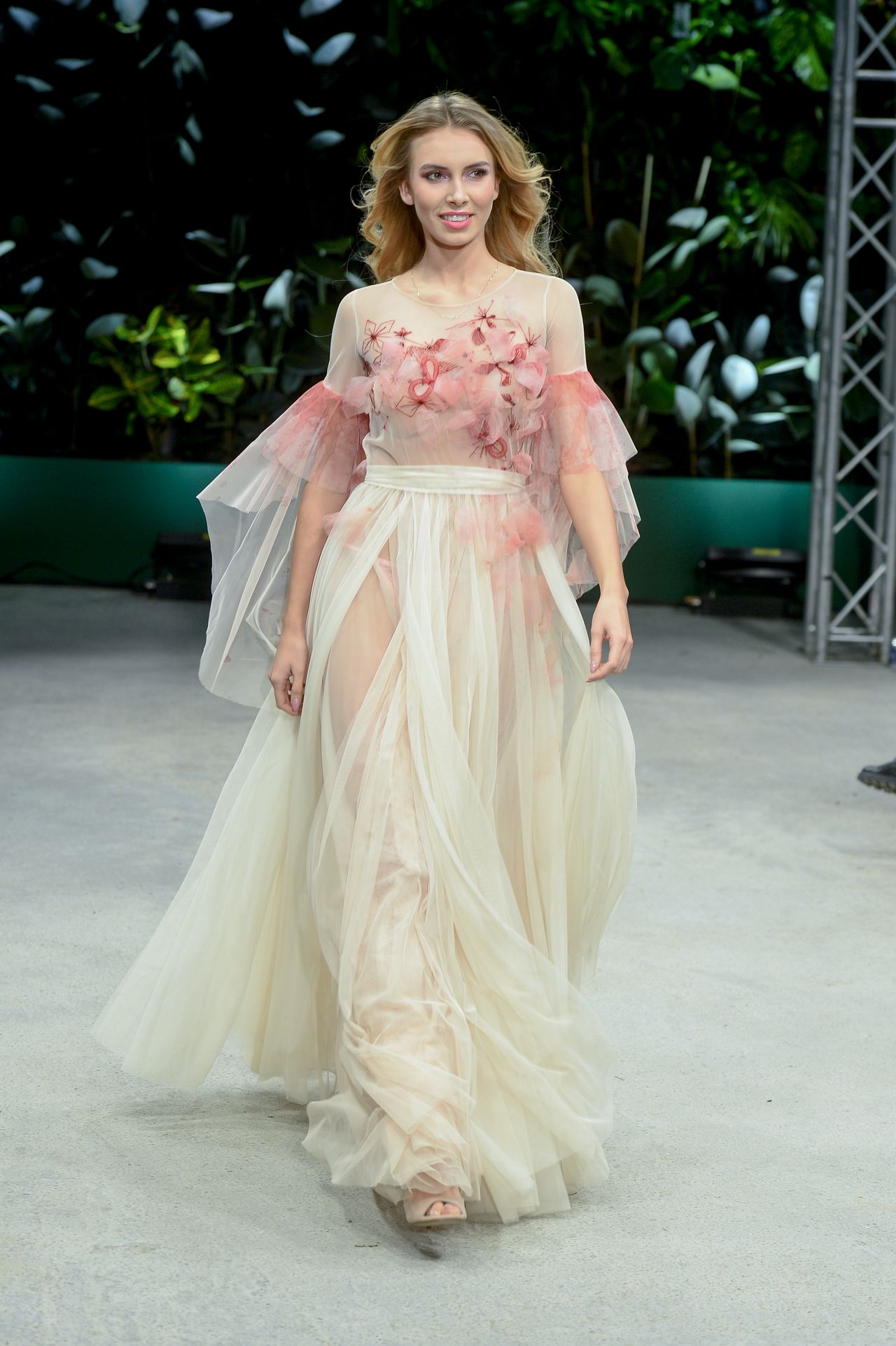 Dwie najpiękniejsze Polki w kreacjach inspirowanych Carlo Rossi Refresh Dwie najpiękniejsze Polki w kreacjach inspirowanych Carlo Rossi Refresh