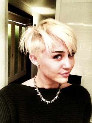 Ellen DeGeneres skopiowała fryzurę Miley Cyrus (FOTO)
