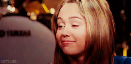 Miley Cyrus ma doła? (FOTO) Miley Cyrus ma doła? (FOTO)