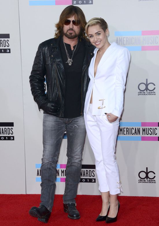 Kalejdoskop gwiazd na gali AMA 2013 (FOTO)  