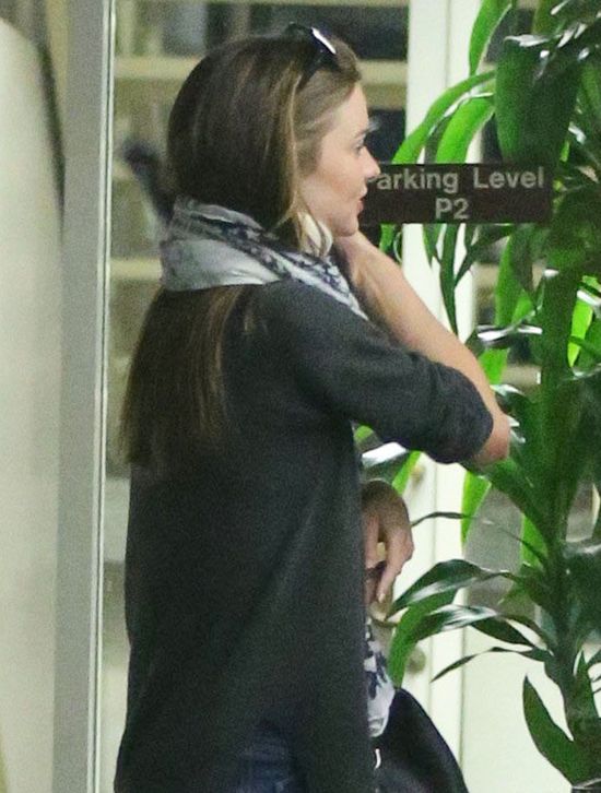 Kontuzjowana Miranda Kerr (FOTO) Kontuzjowana Miranda Kerr (FOTO)