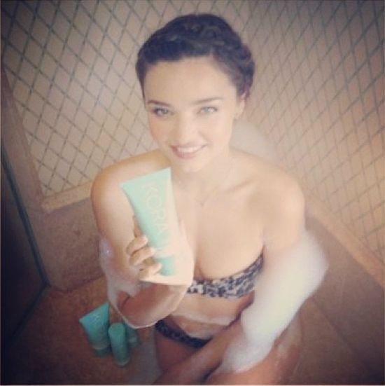 Orlando Bloom chce, by Miranda przestała pokazywać piersi