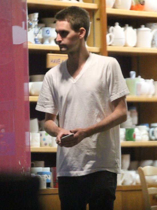 Miranda Kerr z chłopakiem i synkiem (FOTO)