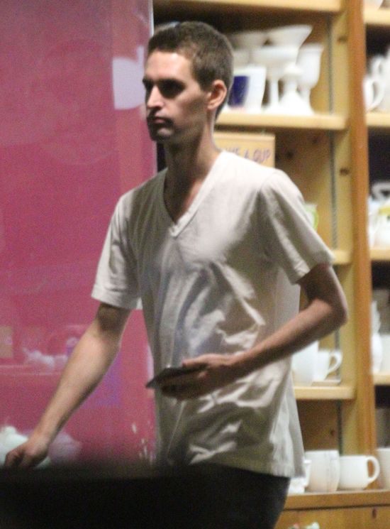 Miranda Kerr z chłopakiem i synkiem (FOTO)