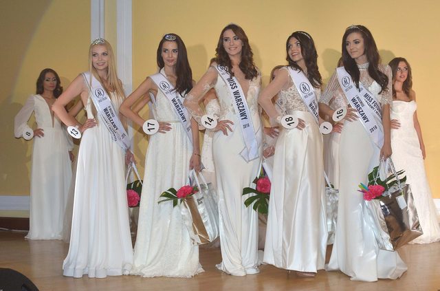 Wybory Miss Warszawy - kandydatki i celebryci na imprezie (FOTO) Wybory Miss Warszawy - kandydatki i celebryci na imprezie (FOTO)