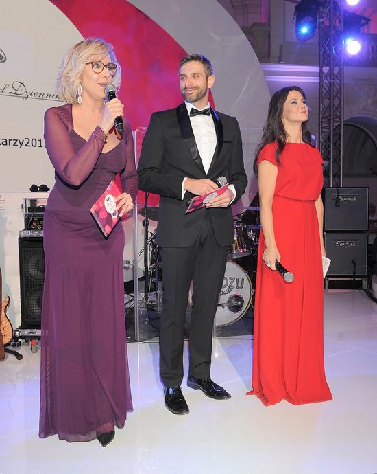 Gwiazdy na Balu Dziennikarza (MNÓSTWO ZDJĘĆ)