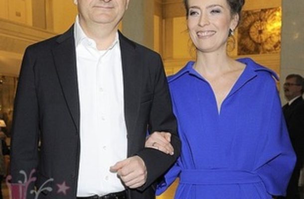 Żona Janusza Palikota w kobalcie (FOTO)