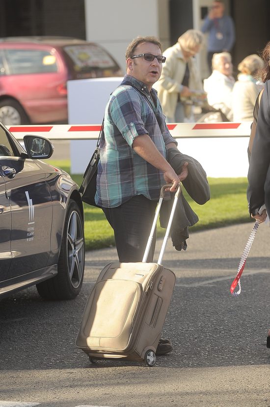 Kreacja z dekoltem zdziałała cuda (FOTO)