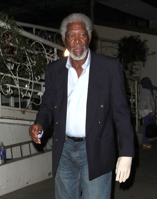 Morgan Freeman został oskarżony o MOLESTOWANIE przez 8 kobiet. Teraz PRZEPRASZA