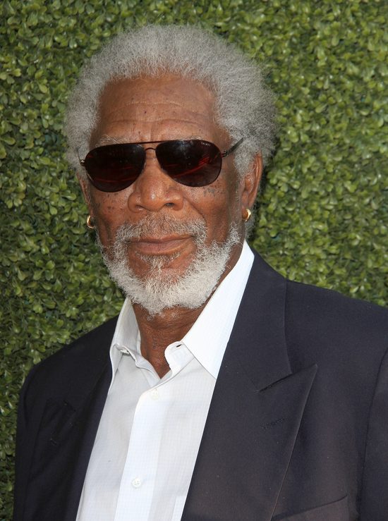 Morgan Freeman został oskarżony o MOLESTOWANIE przez 8 kobiet. Teraz PRZEPRASZA
