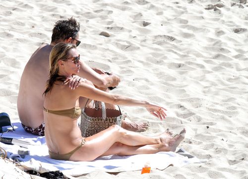 Kate Moss ładuje baterie na Wyspie św. Bartłomieja (FOTO)