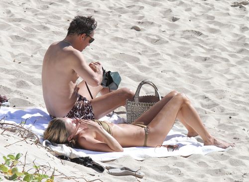 Kate Moss ładuje baterie na Wyspie św. Bartłomieja (FOTO)