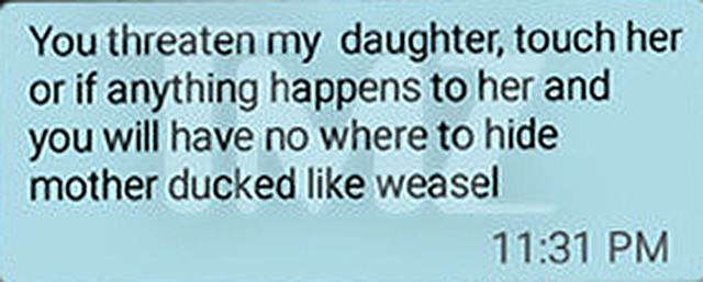 Ojciec Lindsay Lohan chce... ROZPSZARPAĆ Egora za pobicie jego córki!