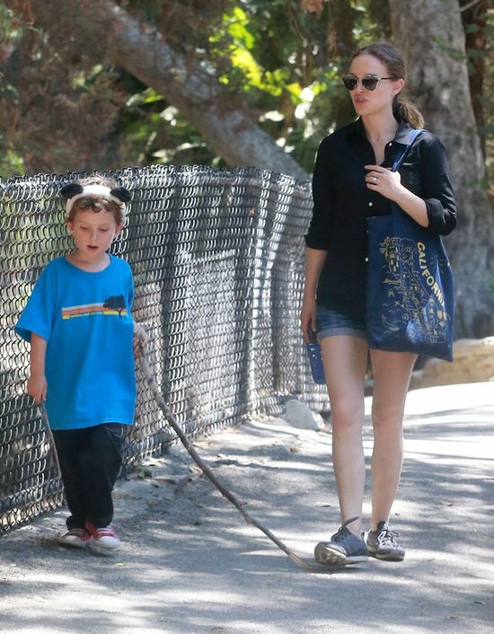 Natalie Portman wciąż ma figurę nastolatki (FOTO)