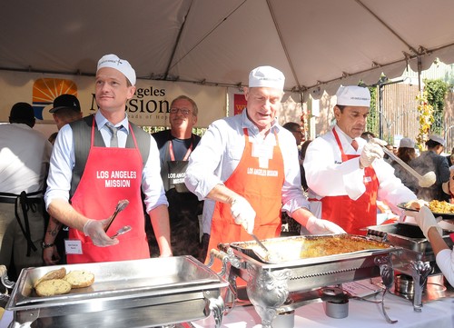 Neil Patrick Harris w roli kucharza (FOTO) Neil Patrick Harris w roli kucharza (FOTO)