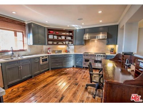 Oświadczył się i musi kupić nowy dom? (FOTO)