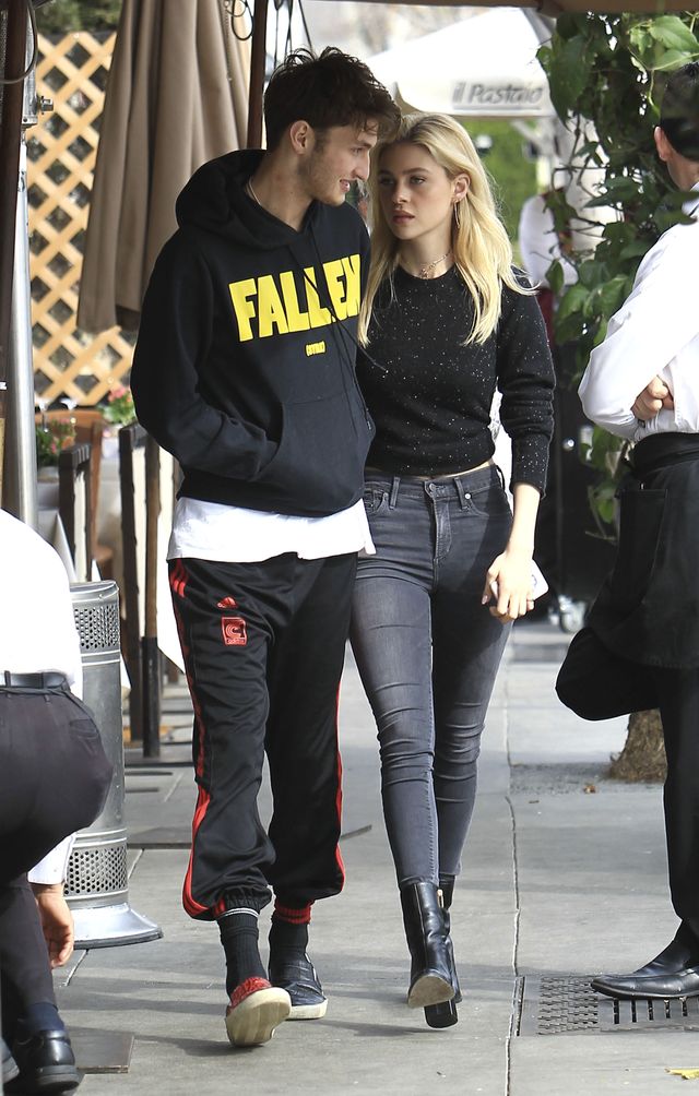 Piękna Nicola Peltz spotyka się z młodszym bratem sióstr Hadid (ZDJĘCIA)