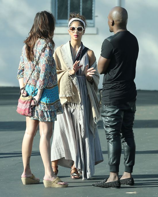 Nicole Scherzinger pozawijana jak tortilla (FOTO)