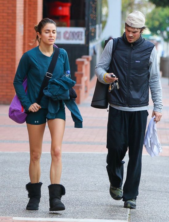 Nikki Reed przyłapana bez makijażu (FOTO) Nikki Reed przyłapana bez makijażu (FOTO)