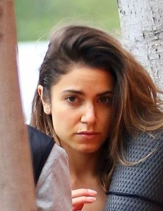 Nikki Reed przyłapana bez makijażu (FOTO) Nikki Reed przyłapana bez makijażu (FOTO)