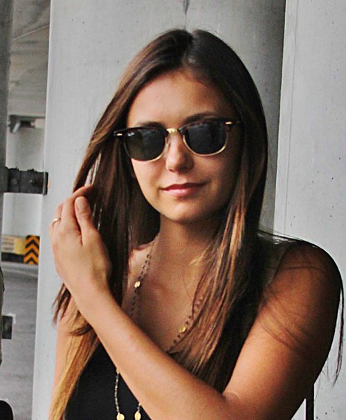 Nina Dobrev o związku z Ianem: Broniłam się długo (FOTO) Nina Dobrev o związku z Ianem: Broniłam się długo (FOTO)